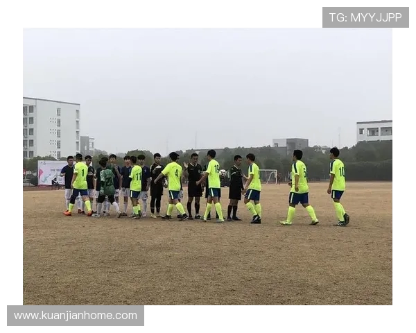 津门虎鏖战绿茵赛场强强对决展雄风勇夺关键胜利再续辉煌